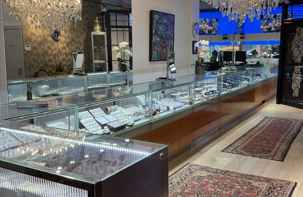 Pinto Gold store interior